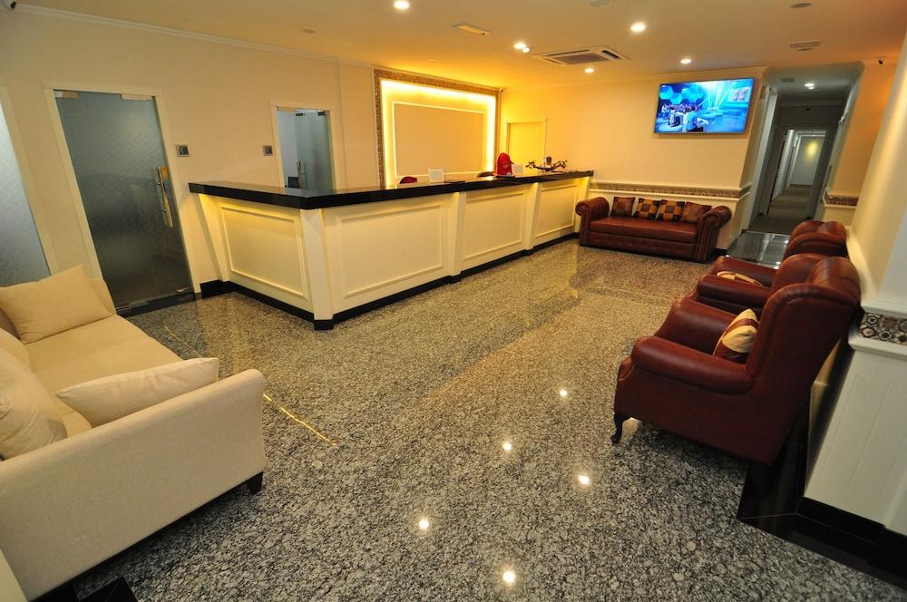 1 Million Hotel Джохор-Бару Экстерьер фото